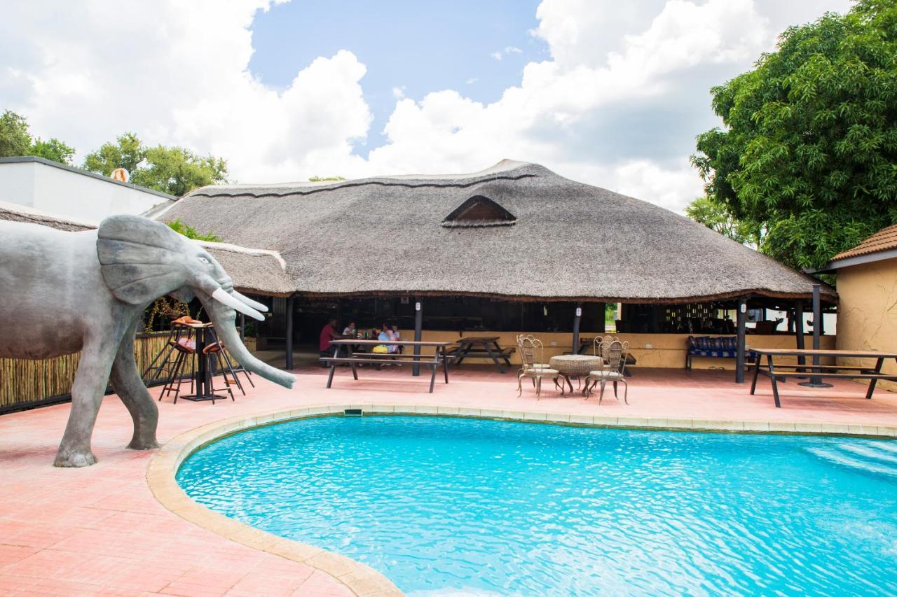 Zambezi Junction Lodge Livingstone Kültér fotó