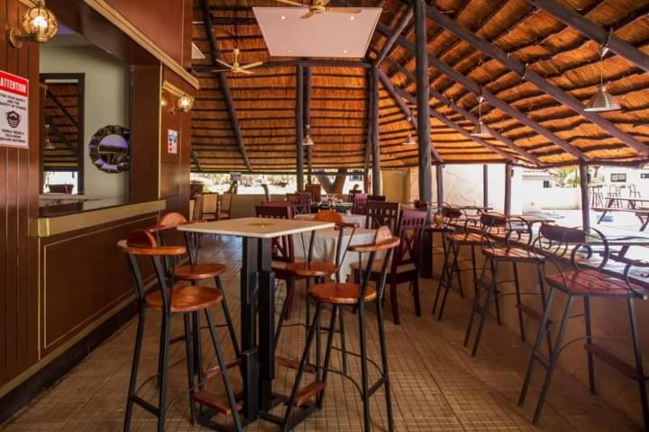 Zambezi Junction Lodge Livingstone Kültér fotó