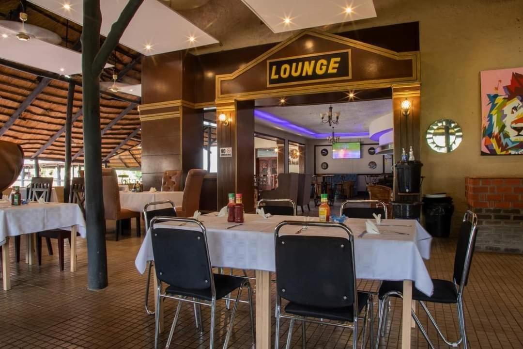 Zambezi Junction Lodge Livingstone Kültér fotó