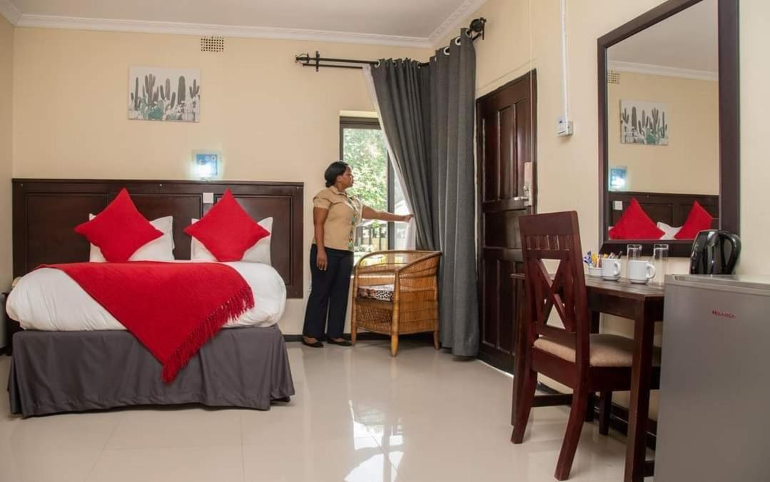 Zambezi Junction Lodge Livingstone Kültér fotó