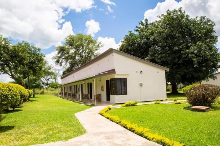 Zambezi Junction Lodge Livingstone Kültér fotó